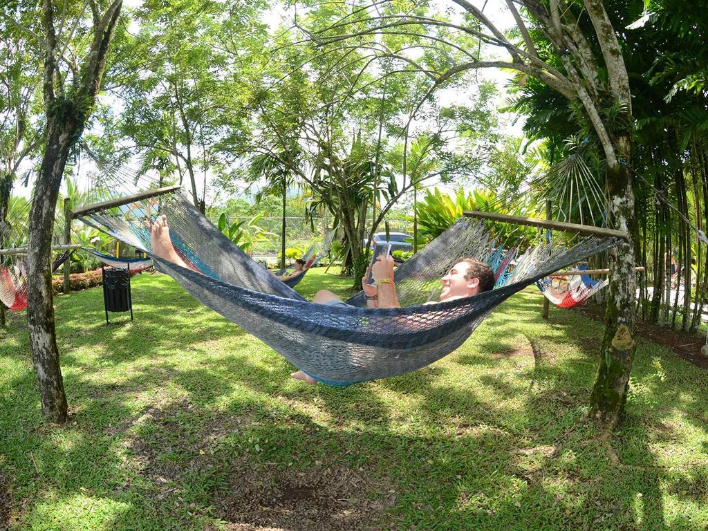 Arenal Backpackers Resort La Fortuna Buitenkant foto