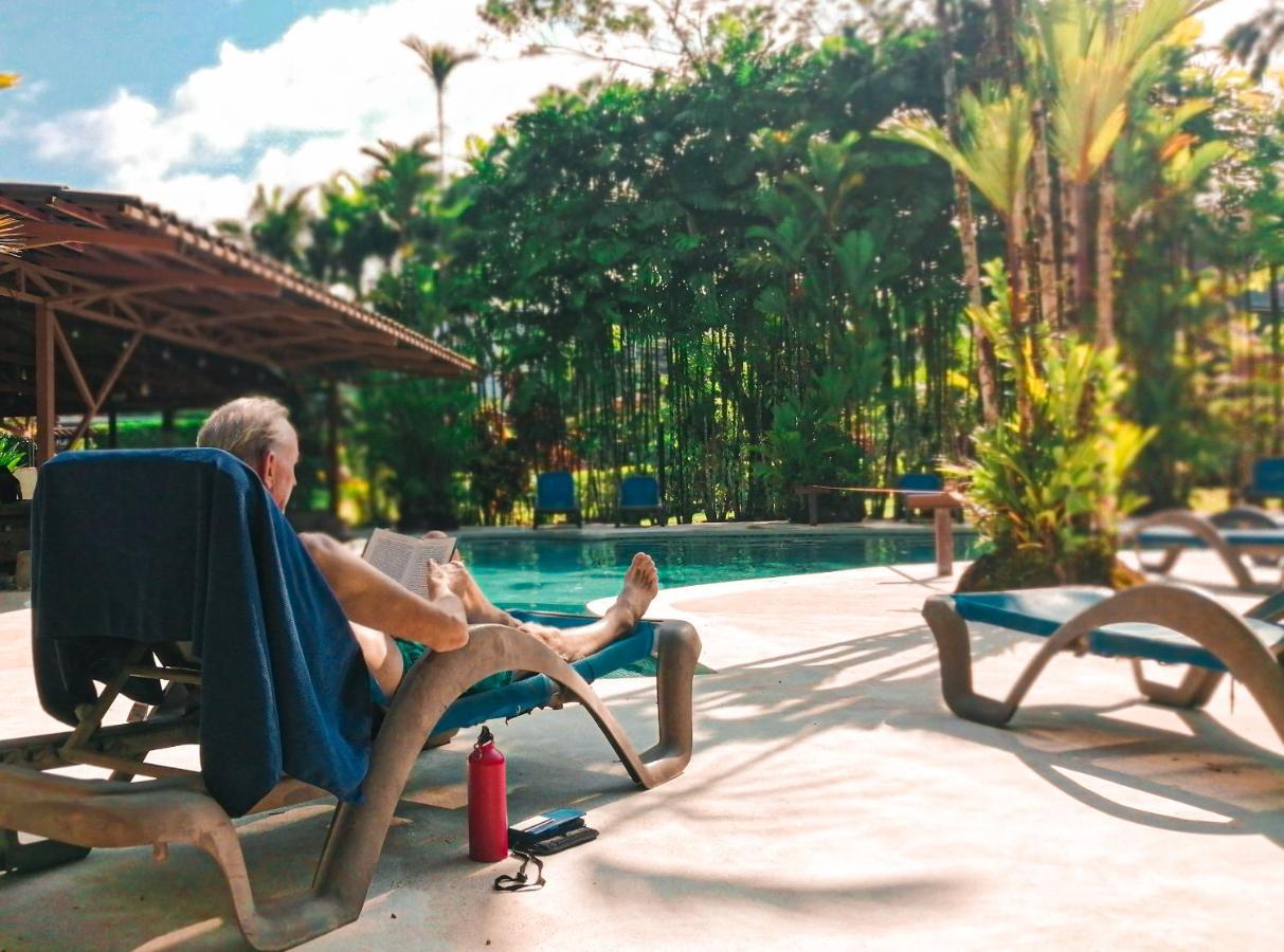 Arenal Backpackers Resort La Fortuna Buitenkant foto