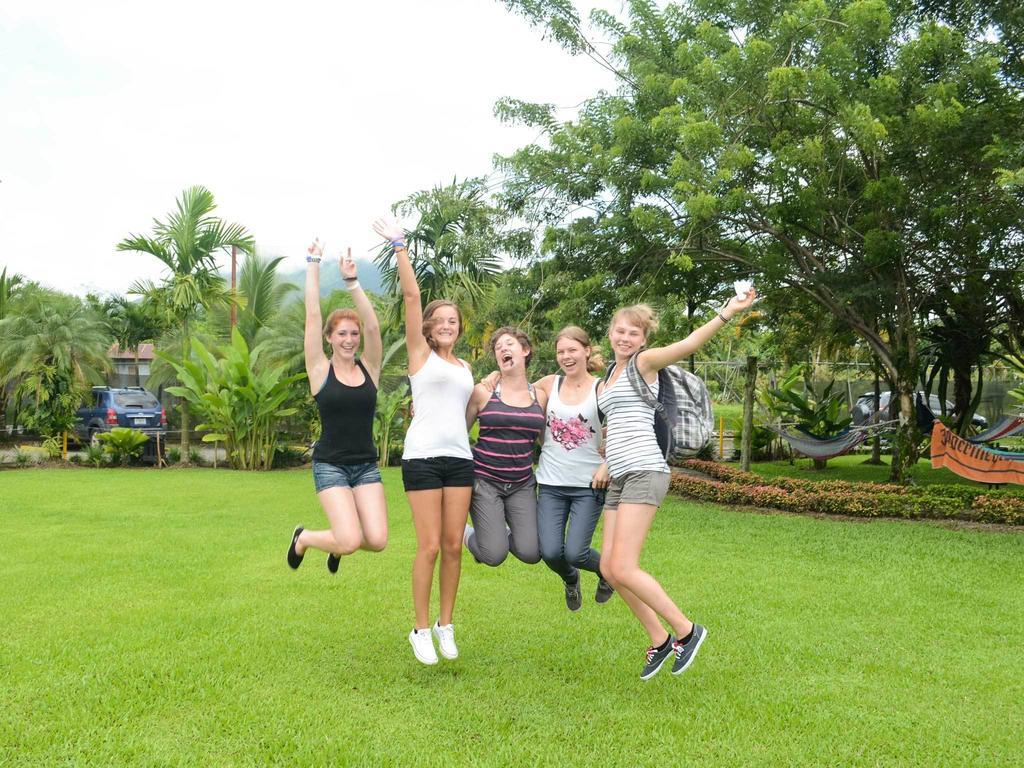 Arenal Backpackers Resort La Fortuna Buitenkant foto