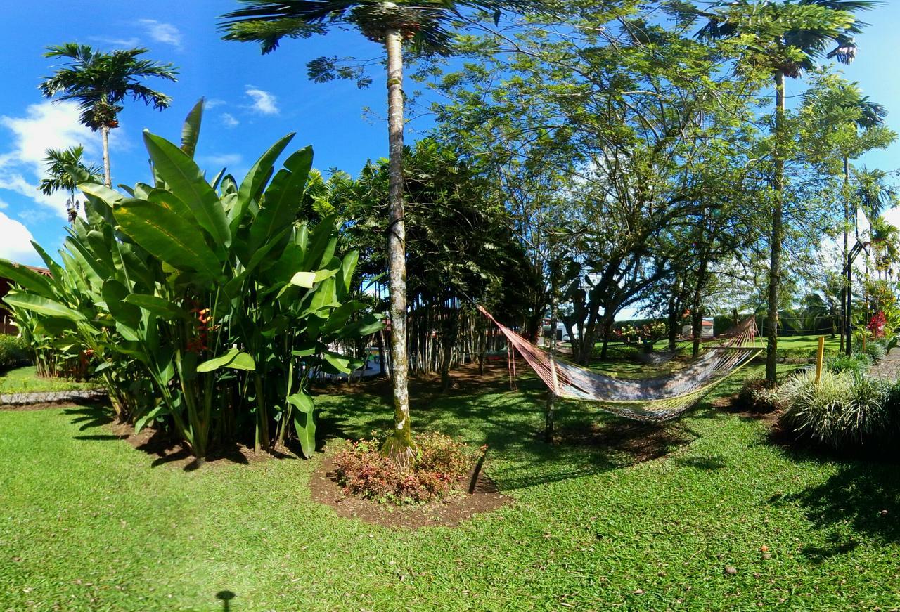 Arenal Backpackers Resort La Fortuna Buitenkant foto