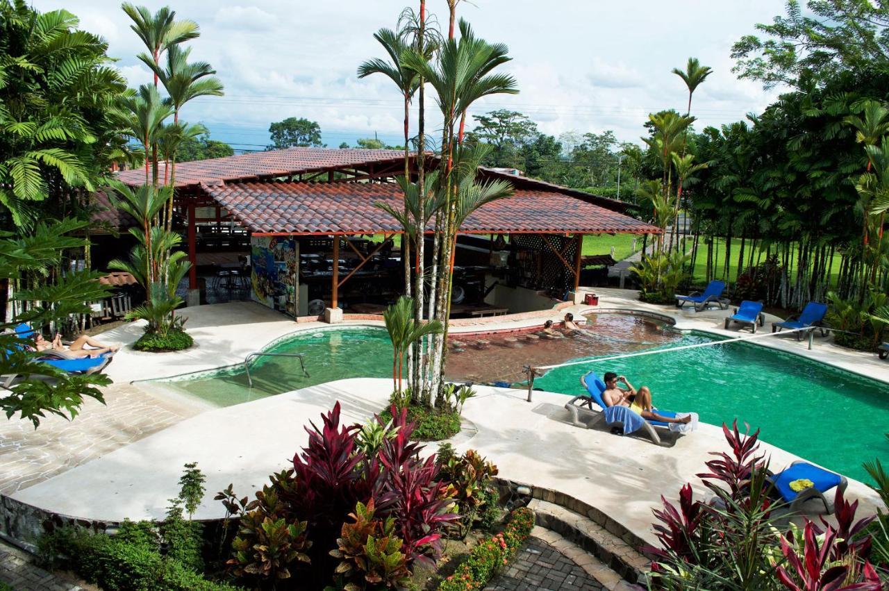 Arenal Backpackers Resort La Fortuna Buitenkant foto